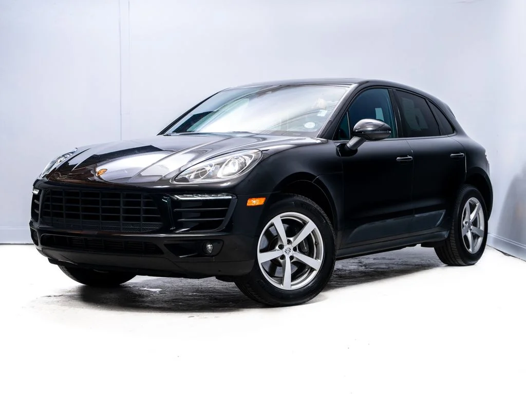 2018 Porsche Macan -'s photo