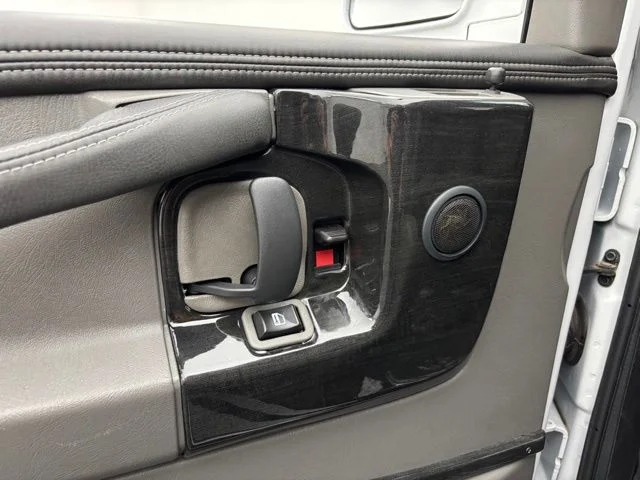 Used 2015 Summit White GMC Explorer Limited SE image 18
