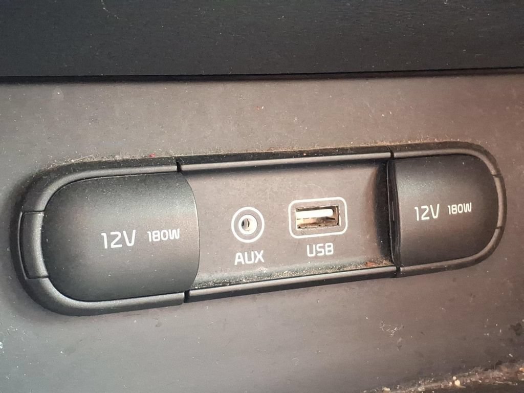 Used 2017 Black Kia EX image 20