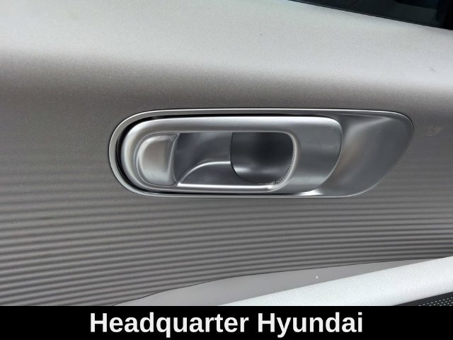 Used 2024 Silver Hyundai SEL image 8