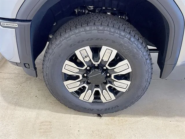 New 2026 Sterling Metallic GMC Denali image 33