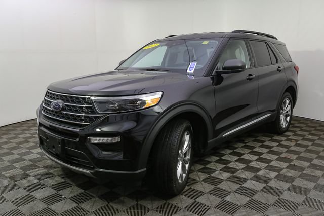 Used 2023 Black Ford XLT image 5