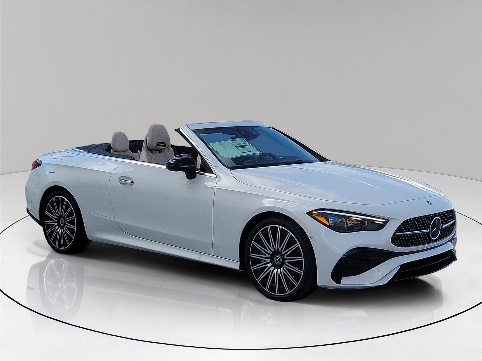 New 2027 MANUFAKTUR Moonlight White Metallic Mercedes-Benz CLE 450 image 1