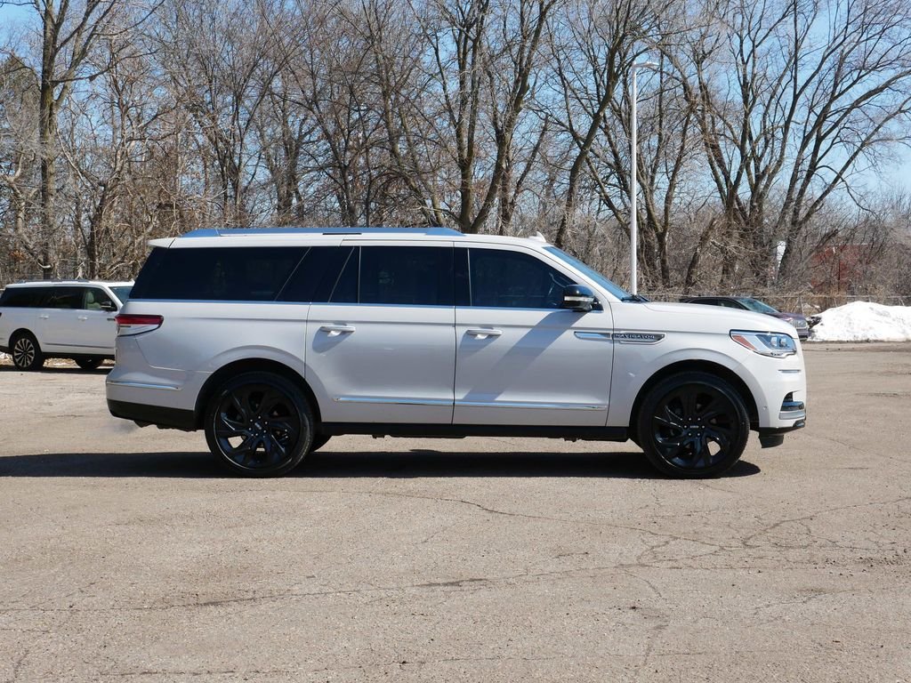 Used 2024 Lincoln Navigator Reserve L with VIN 5LMJJ3LG0REL17121 for sale in White Bear Lake, Minnesota