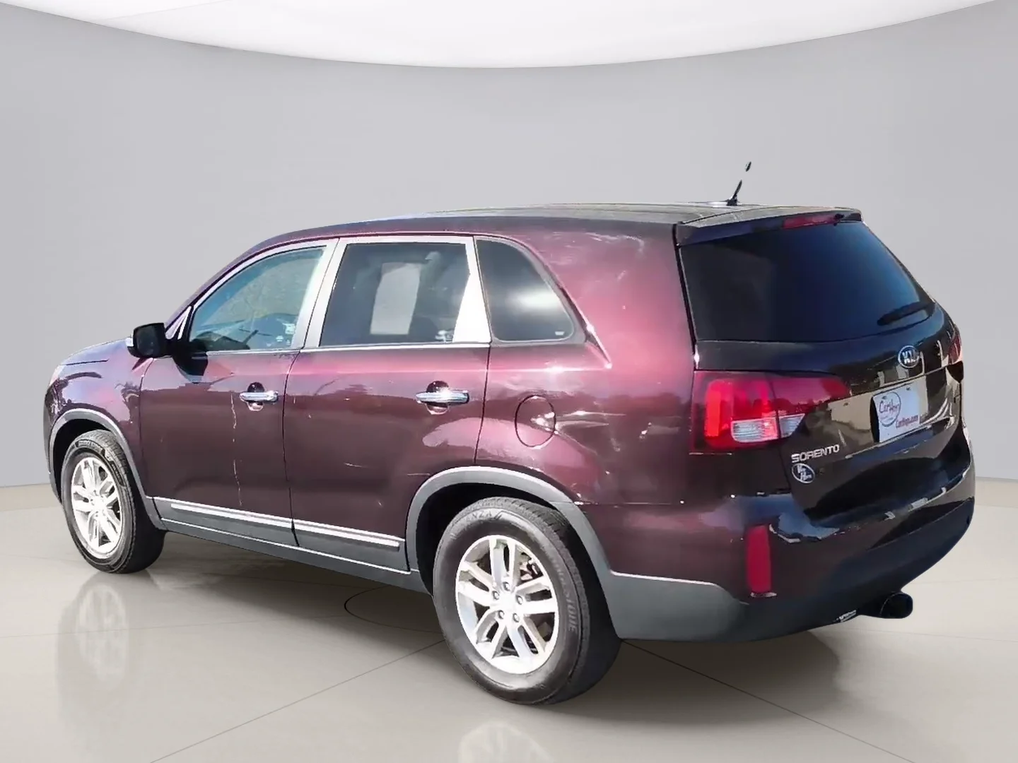 Used 2014 Purple Kia LX image 3