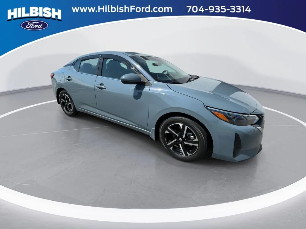 Used 2025 Gray Nissan SV image 2