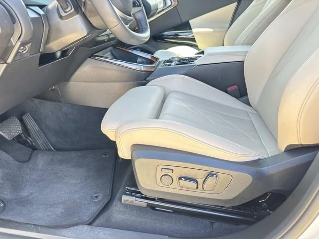 Used 2026 White BMW 30 xDrive image 28
