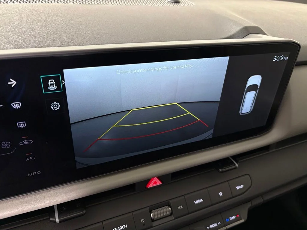 New 2027 Snow White Pearl Kia EX image 27
