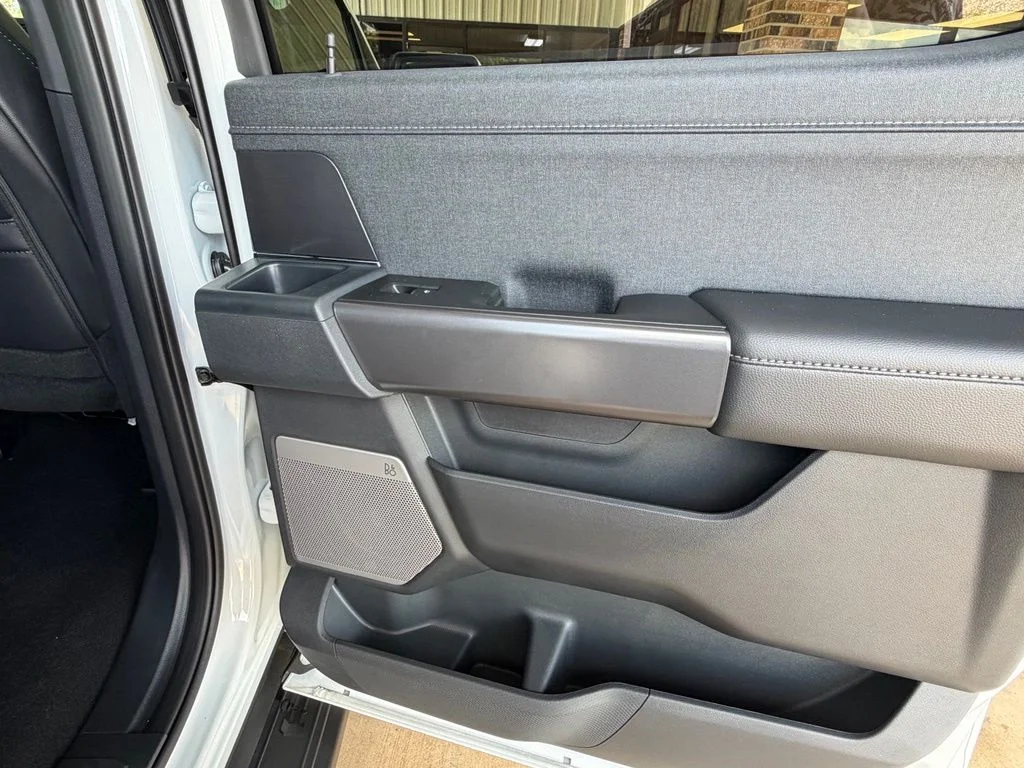 New 2026 Oxford White Ford Lariat® image 37