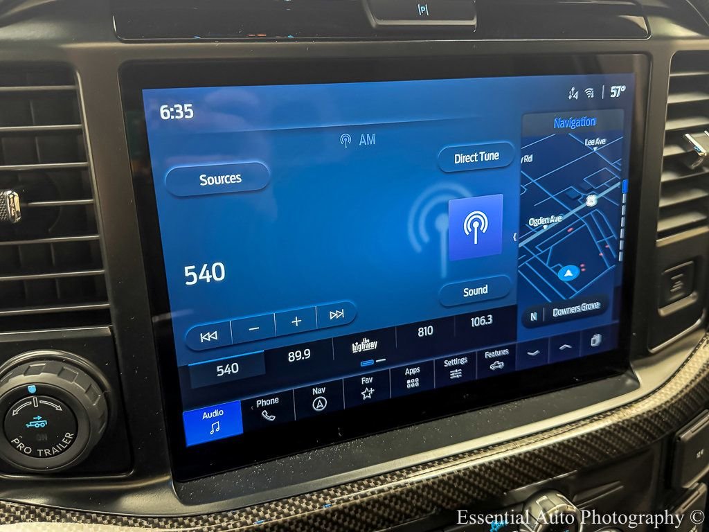 New 2025 Oxford White Ford Lariat® image 17