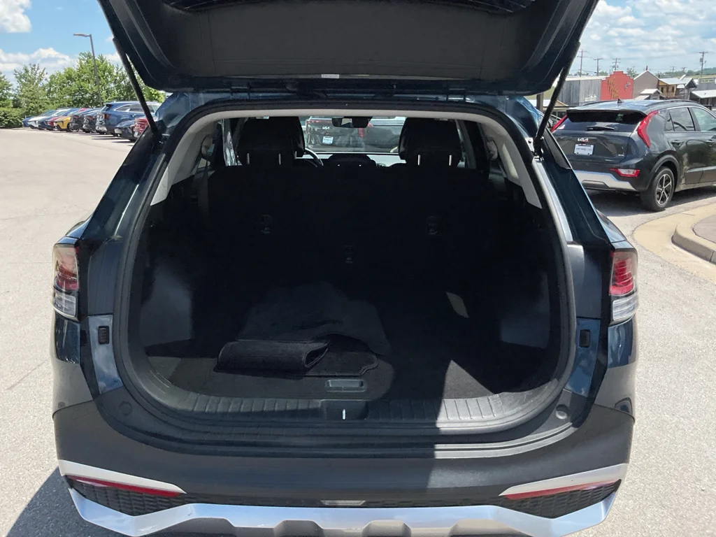 Used 2025 Vesta Blue Kia EX image 16