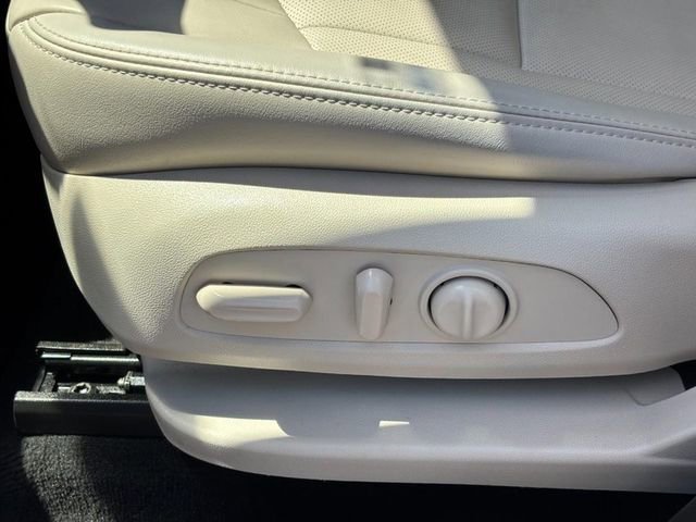 2023 Buick Enclave Essence - Photo 16