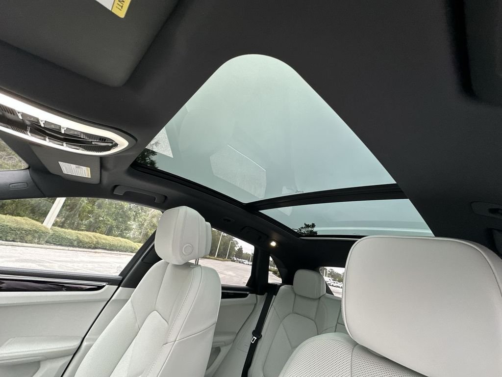 Used 2026  Porsche S image 18