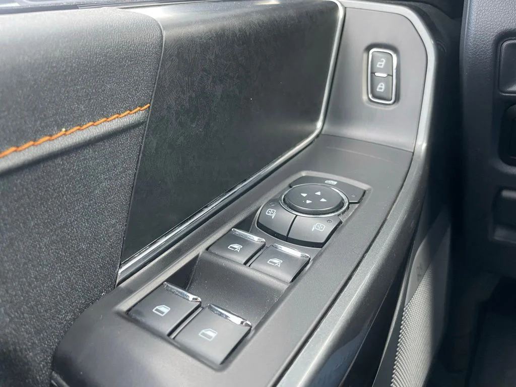 Used 2023 Gray Metallic Ford Tremor image 26