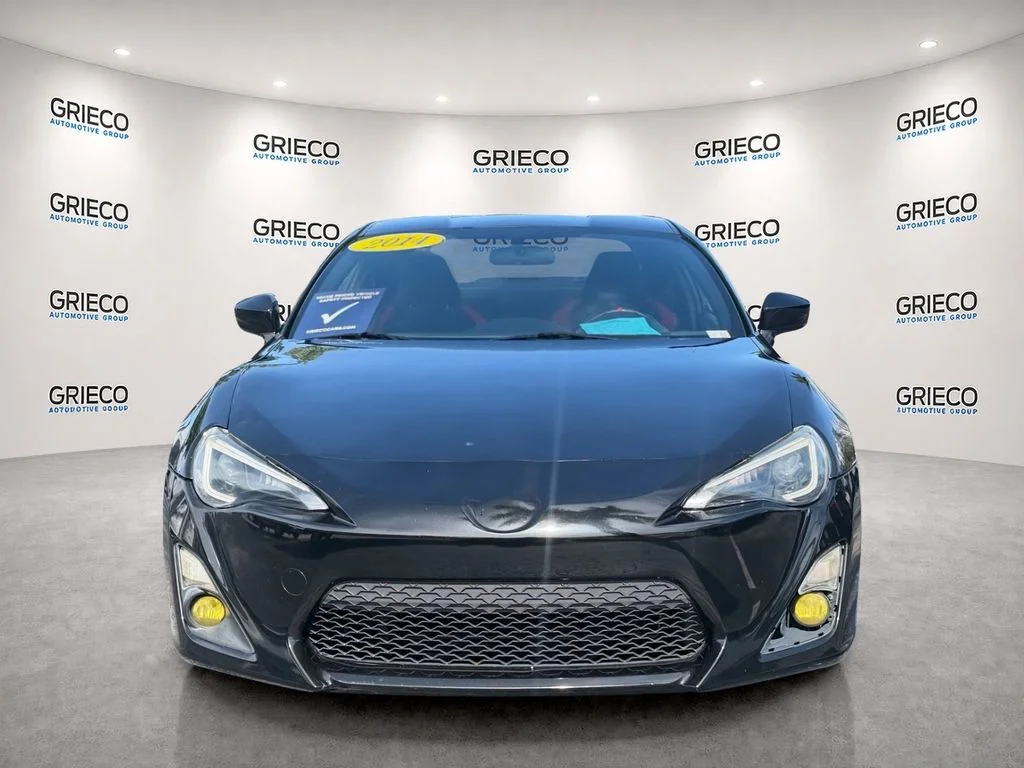 Used 2014 Raven Black Scion Base image 2