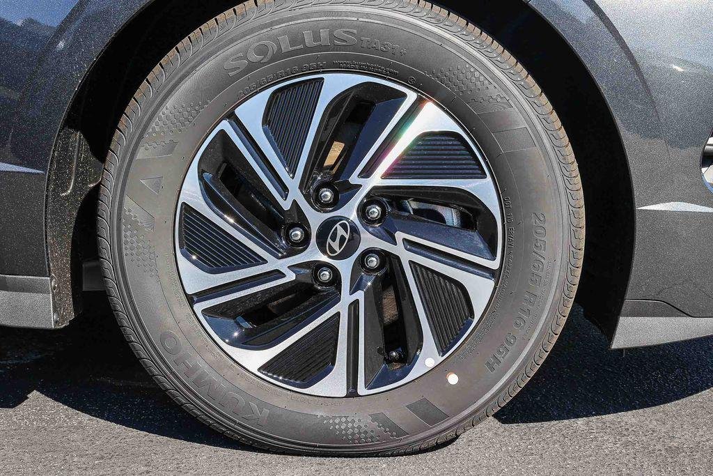 New 2026 Gray Hyundai Blue image 9