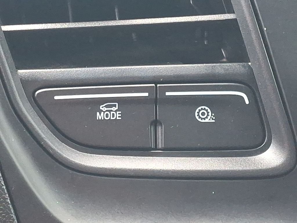 Used 2020 White Ford Base image 23
