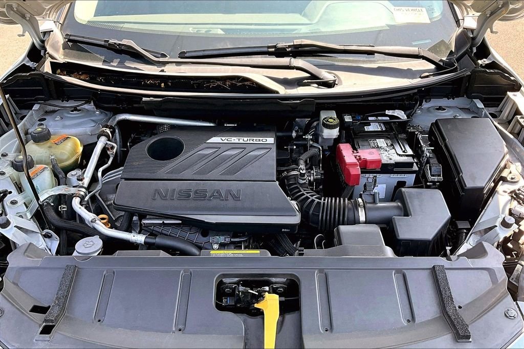 Used 2023 Silver Nissan SV image 9