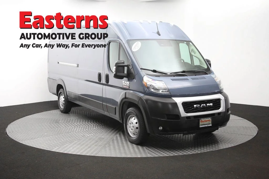 Used 2022 Blue Ram High Roof image 45