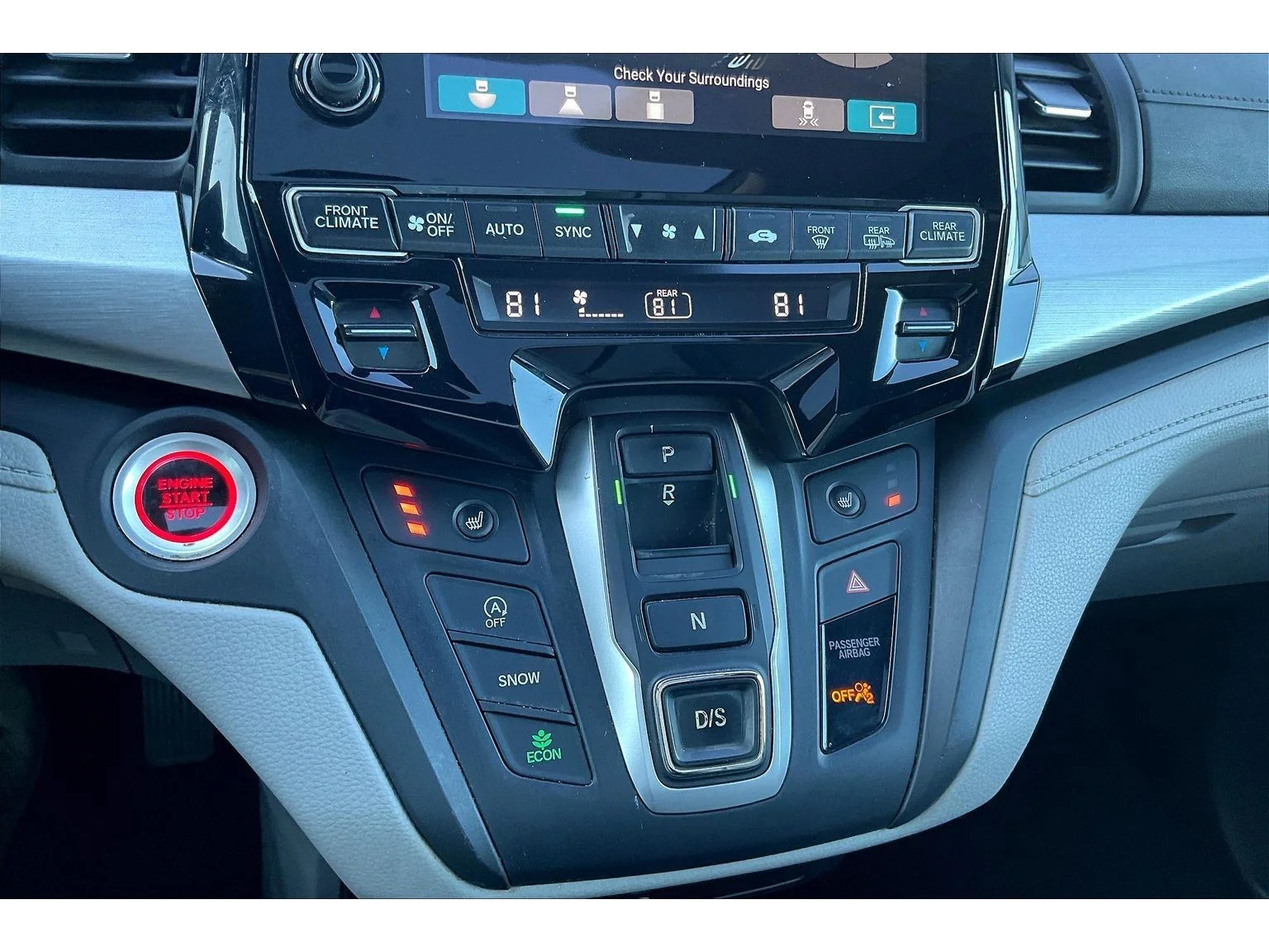 Used 2019 Gry Honda Touring image 22