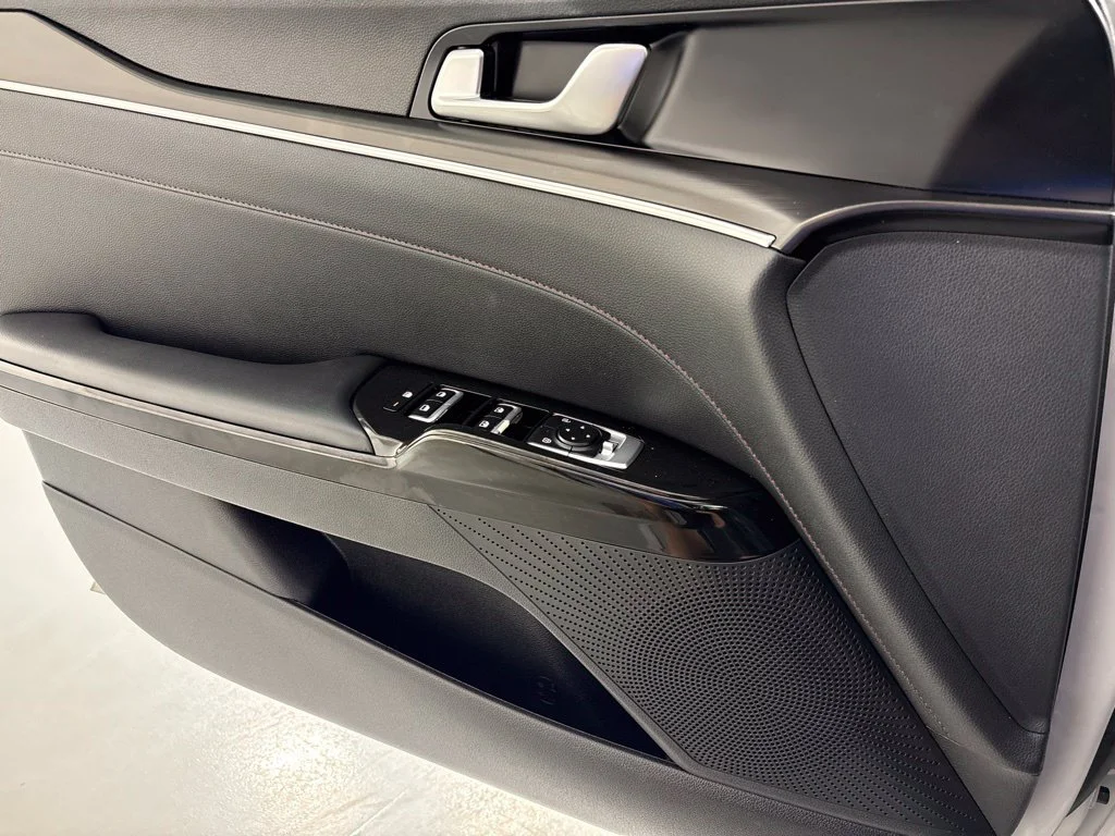 Used 2023 Gray Kia GT image 23