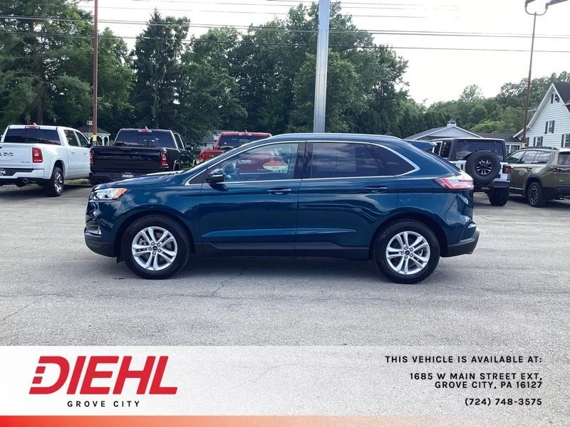 Used 2020 Green Ford SEL image 4