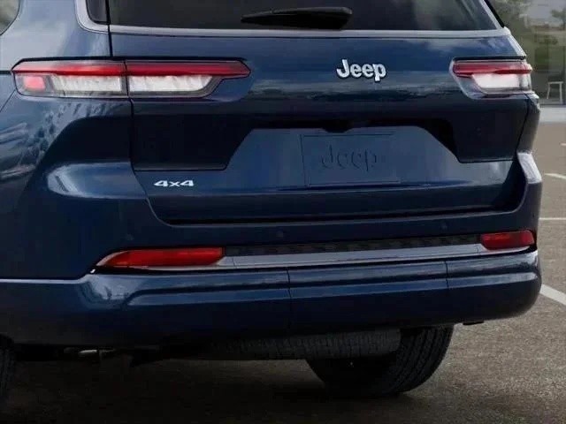 New 2026 Fathom Blue Pearl-Coat Exterior Paint Jeep Limited image 39