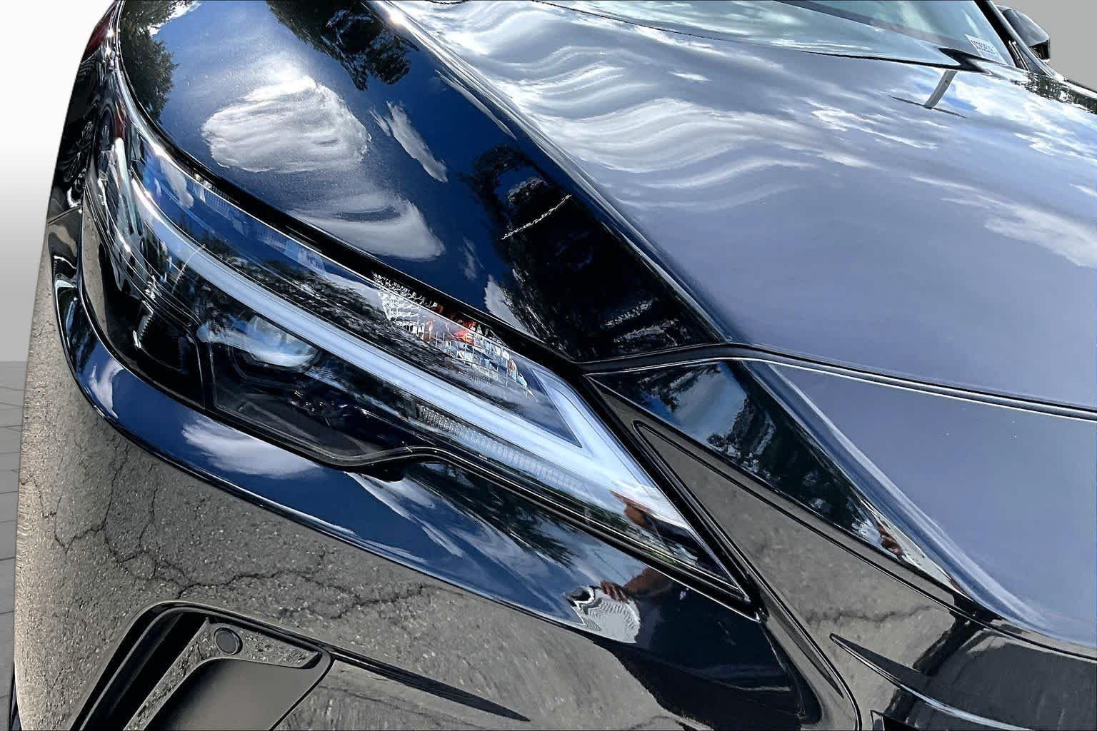 Certified Used 2025 CAVIAR Lexus  image 28