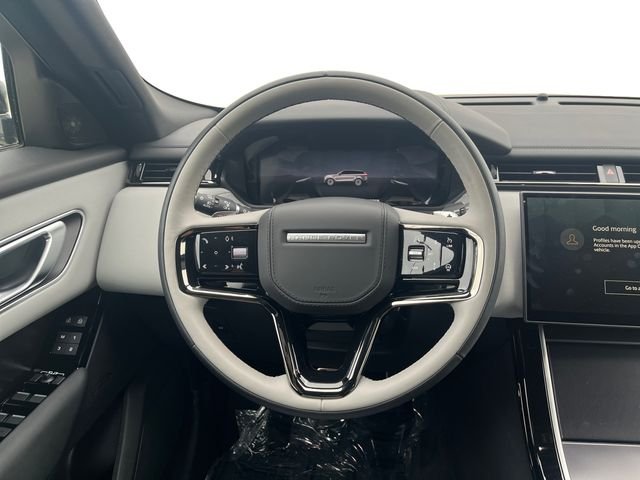 Used 2026 Blue Land Rover Dynamic SE image 13