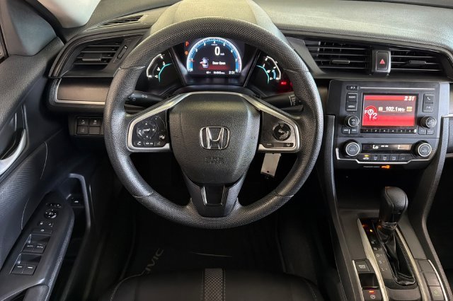 Used 2020 Rallye Red Honda LX image 19