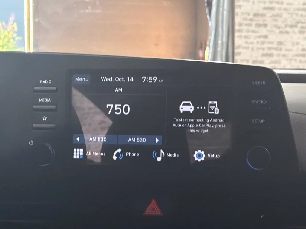 Used 2025 Amazon Gray Hyundai SEL Sport image 21