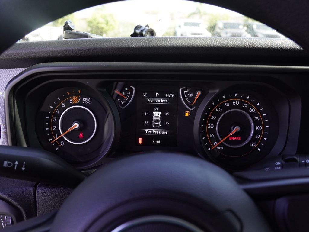 New 2026 Black Clear-Coat Exterior Paint Jeep Sport image 12