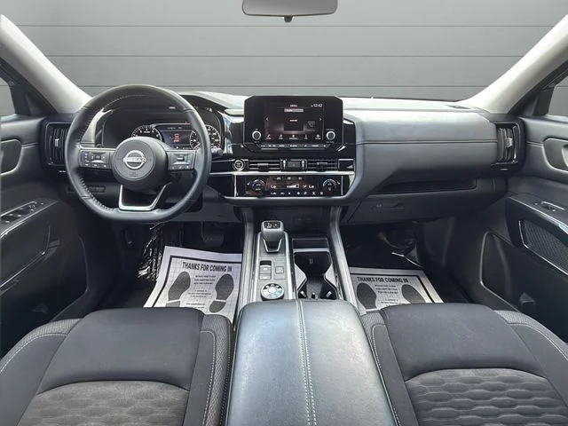 Used 2024 Gray Nissan SV image 15