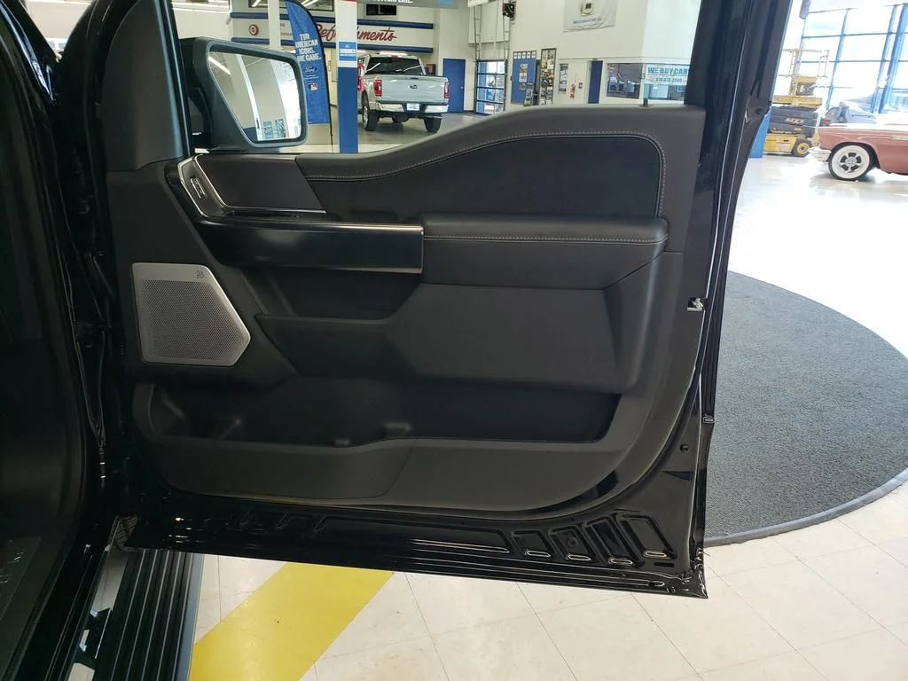 New 2026 Agate Black Metallic Ford Platinum® image 19