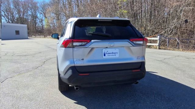 2021 Toyota RAV4 LE - Photo 7