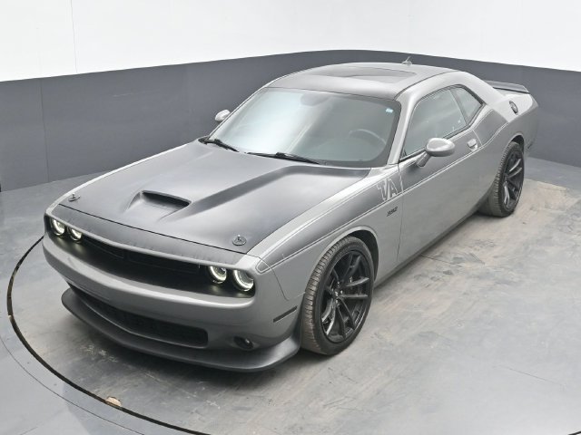 Used 2017 Gray Dodge R/T image 14