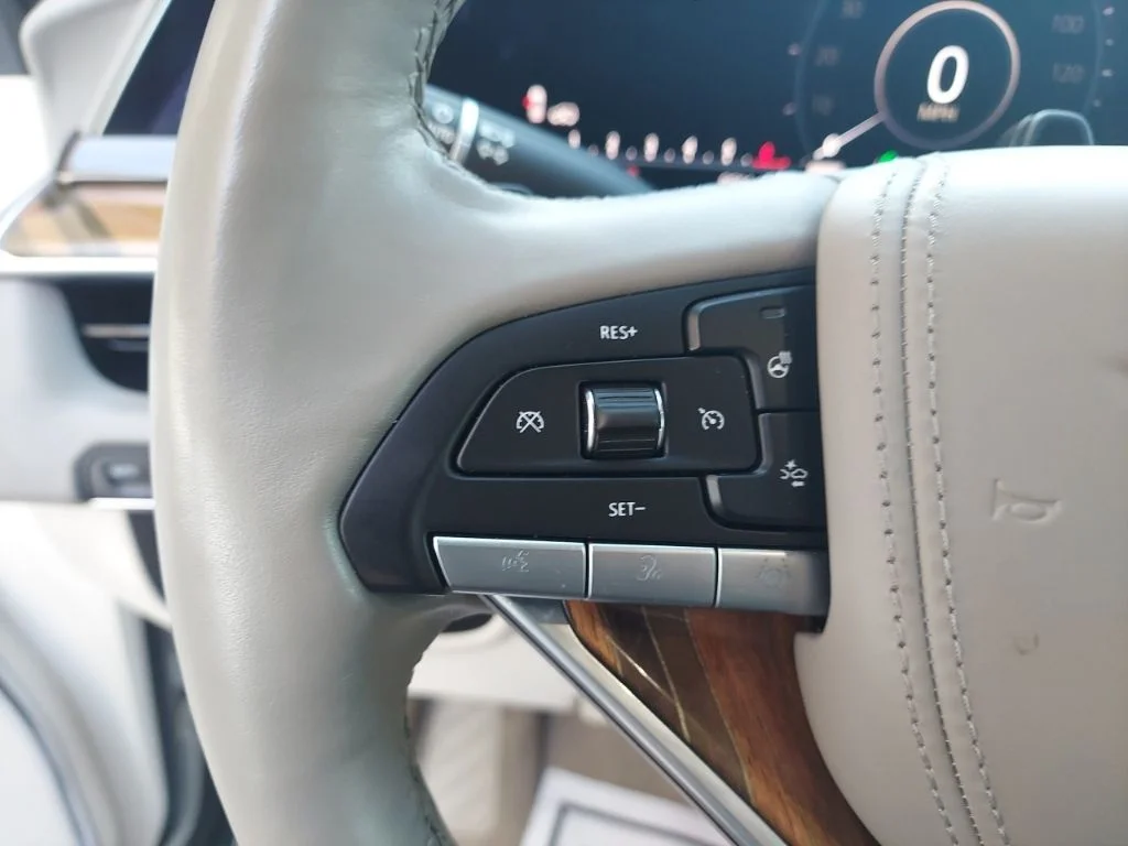 Used 2021 White Cadillac Premium Luxury Platinum image 12