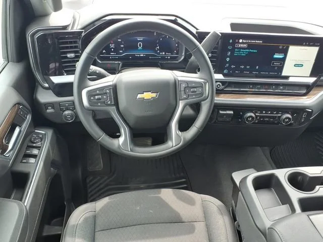 Used 2025 Summit White Chevrolet LT image 4