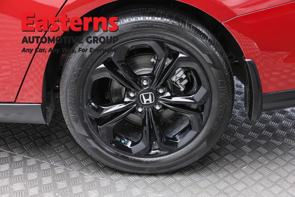 Used 2025 Red Honda SE image 8