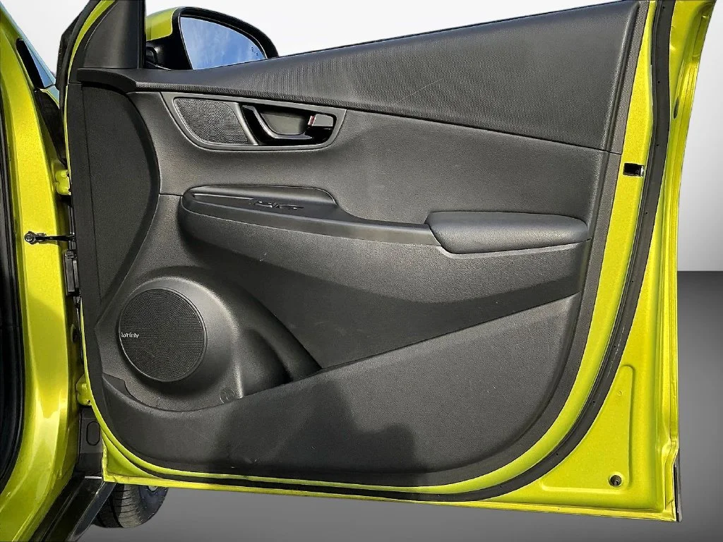 Used 2020 Green Hyundai Ultimate image 28