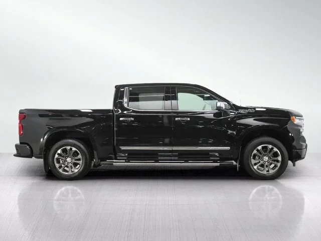Used 2025 Black Chevrolet High Country image 6