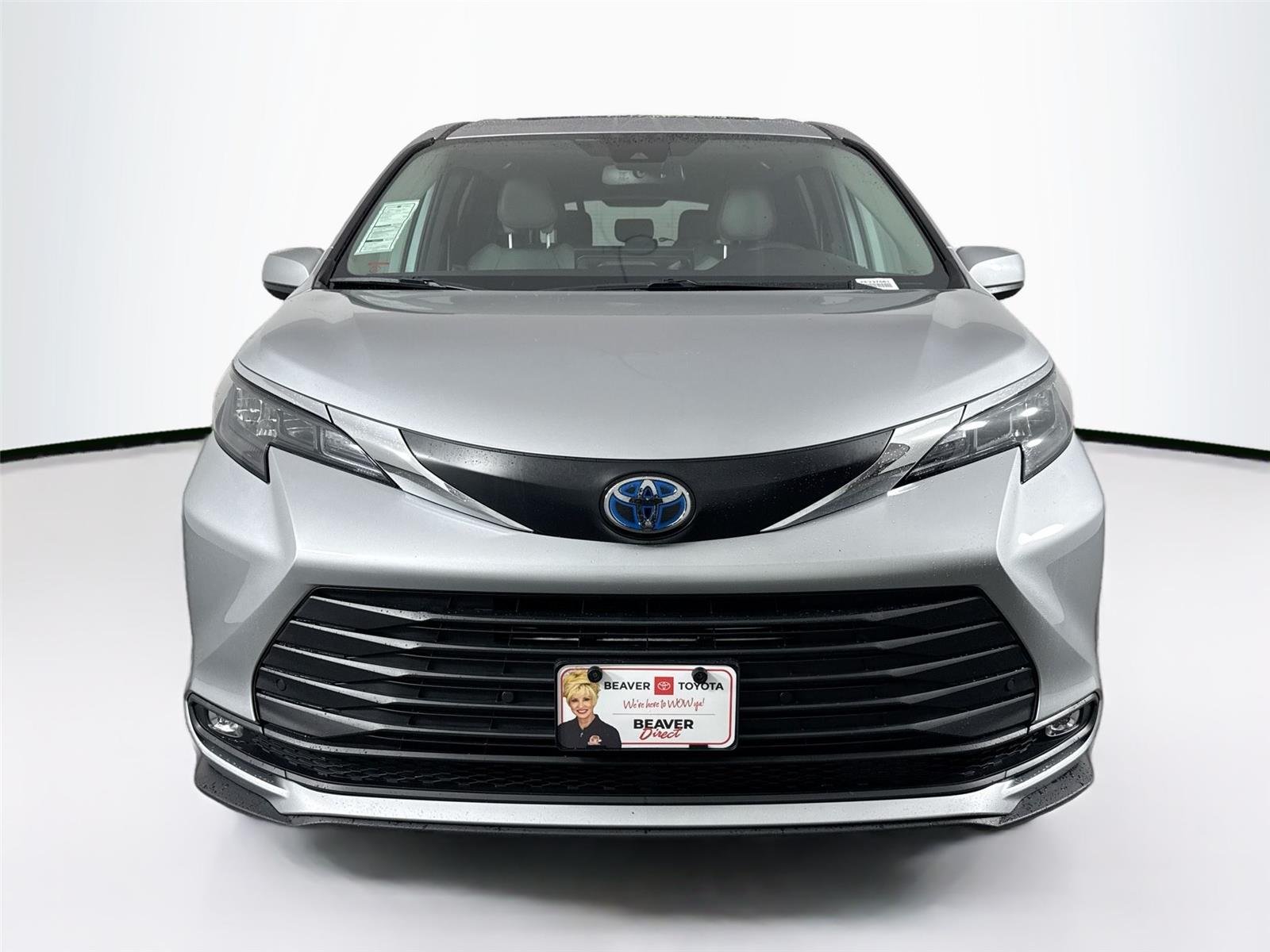 Certified Used 2025 Celestial Silver Metallic Toyota XLE image 9