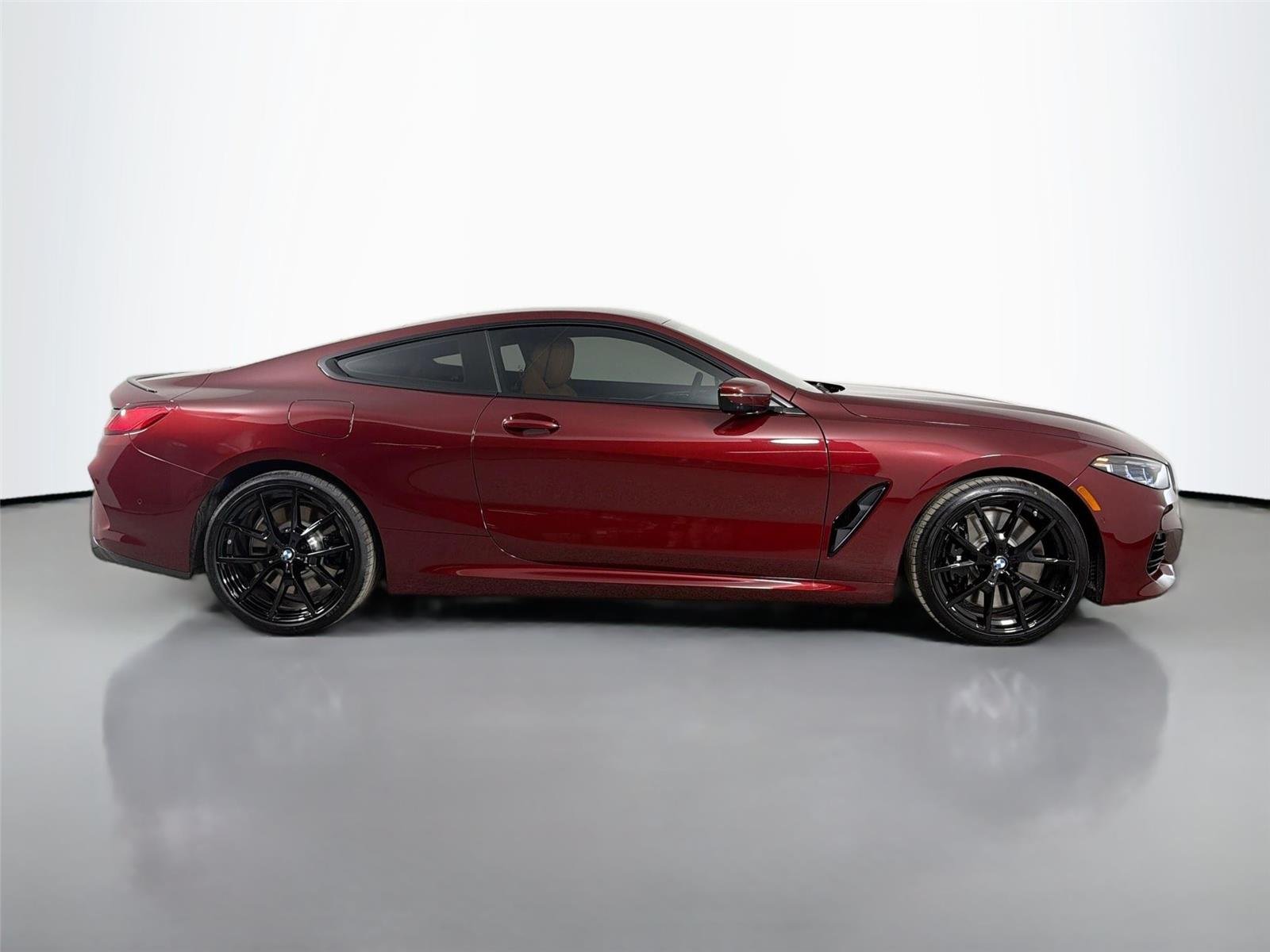 New 2026 Aventurin Red Metallic BMW 840i image 8