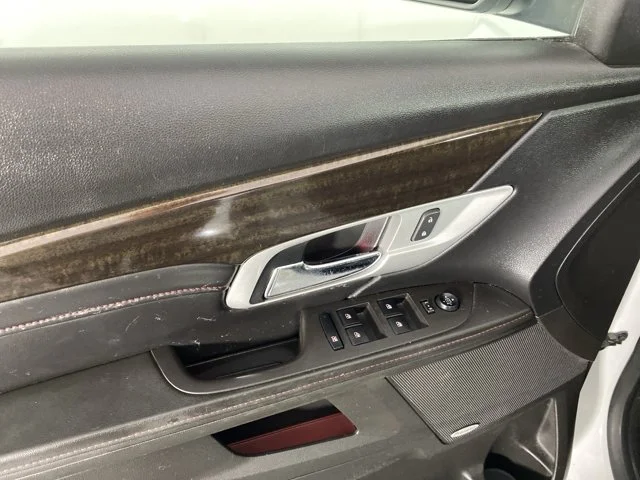 Used 2014 White GMC Denali image 15