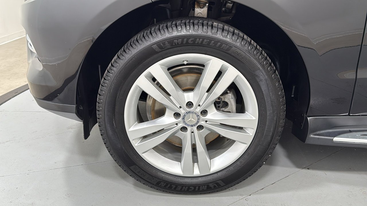 Used 2015 Black Mercedes-Benz ML 350 image 24