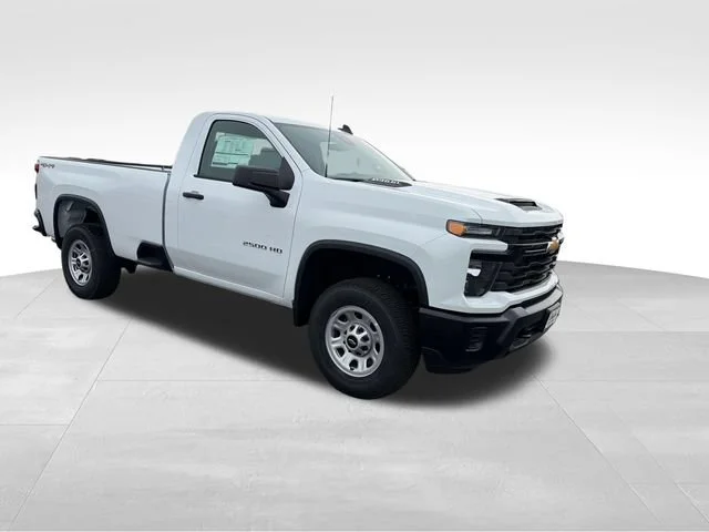 New 2026 Summit White Chevrolet WT image 8
