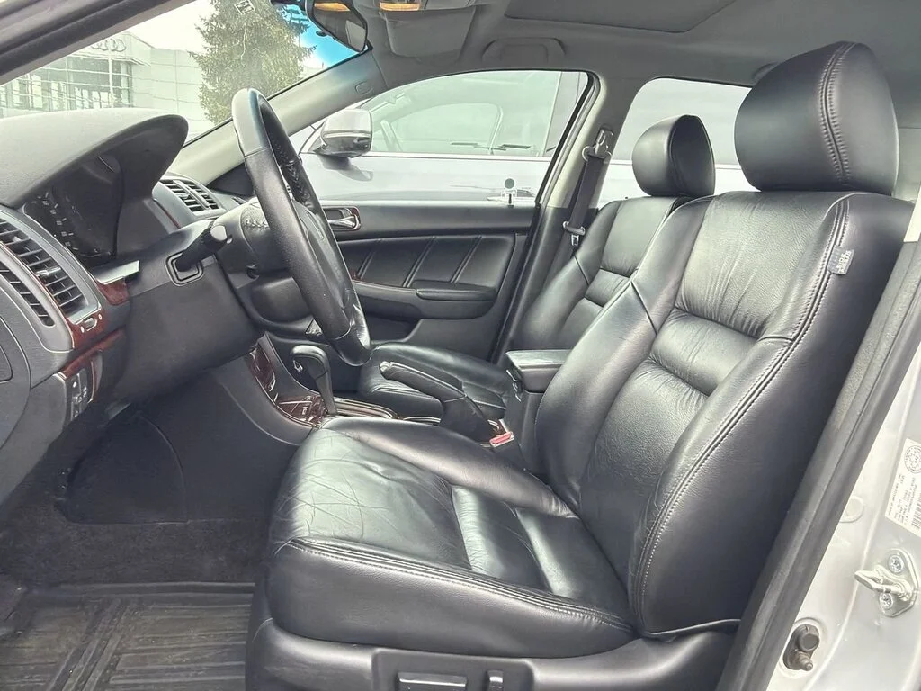Used 2006 Alabaster Silver Metallic Honda Sedan EX V6 at Dilawri Certified   Local BC   Regu image 19