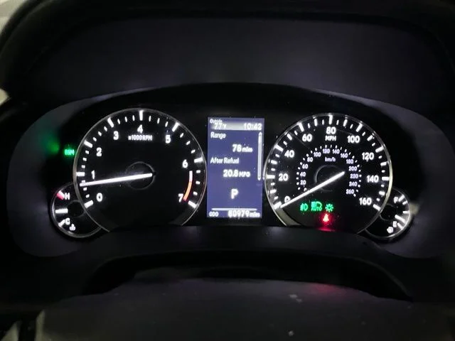 Used 2022 White Lexus 350L image 20