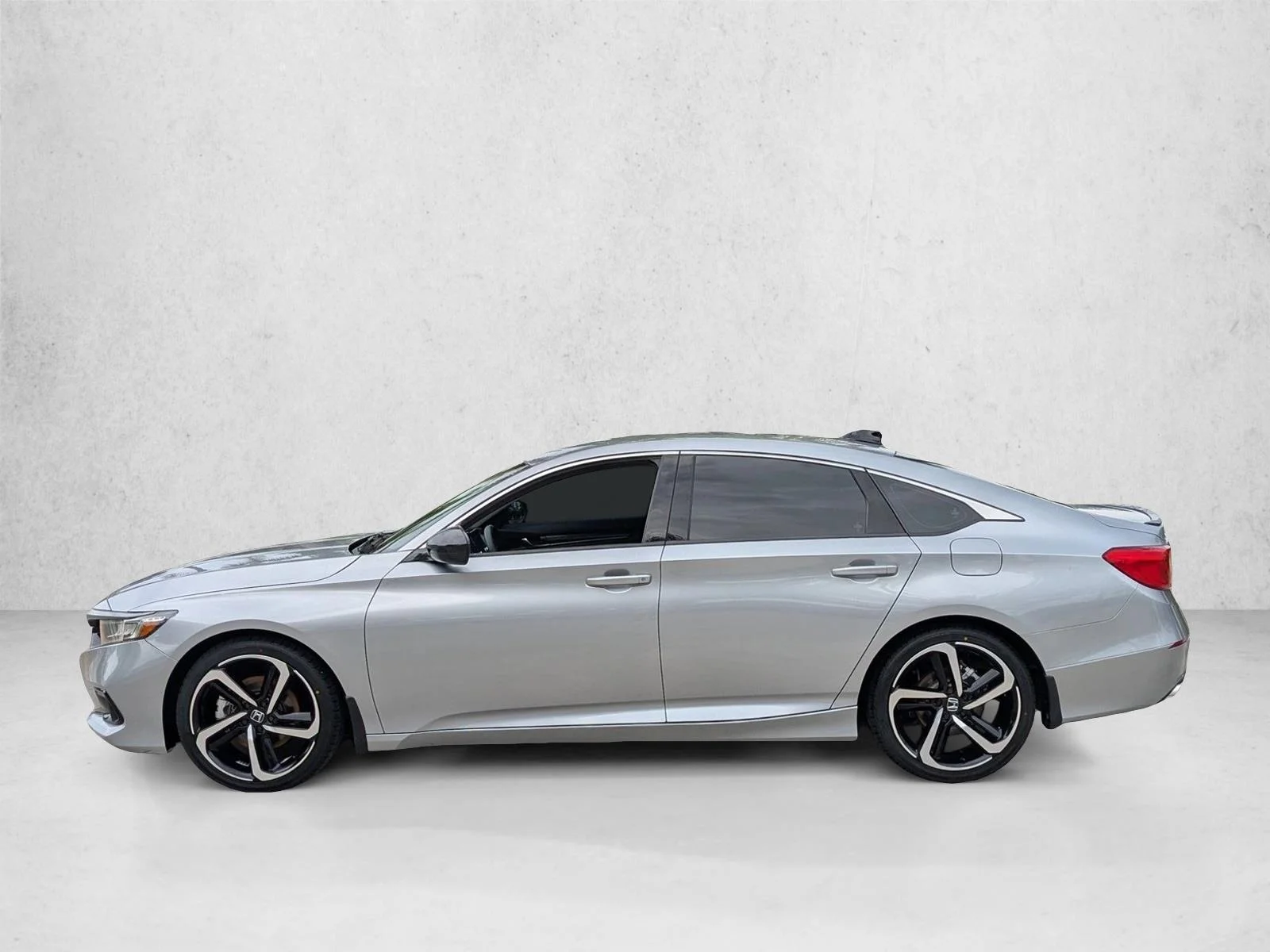 Used 2021 Lunar Silver Metallic Honda Sport SE image 9