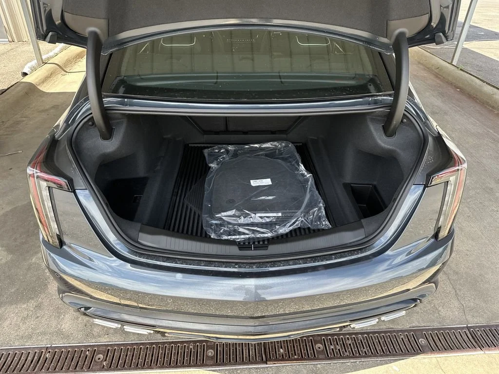 2026 Cadillac CT5 V-Series - Photo 28